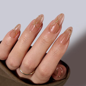 BTArtbox front packaging showing almond nails and included tools for quick salon results