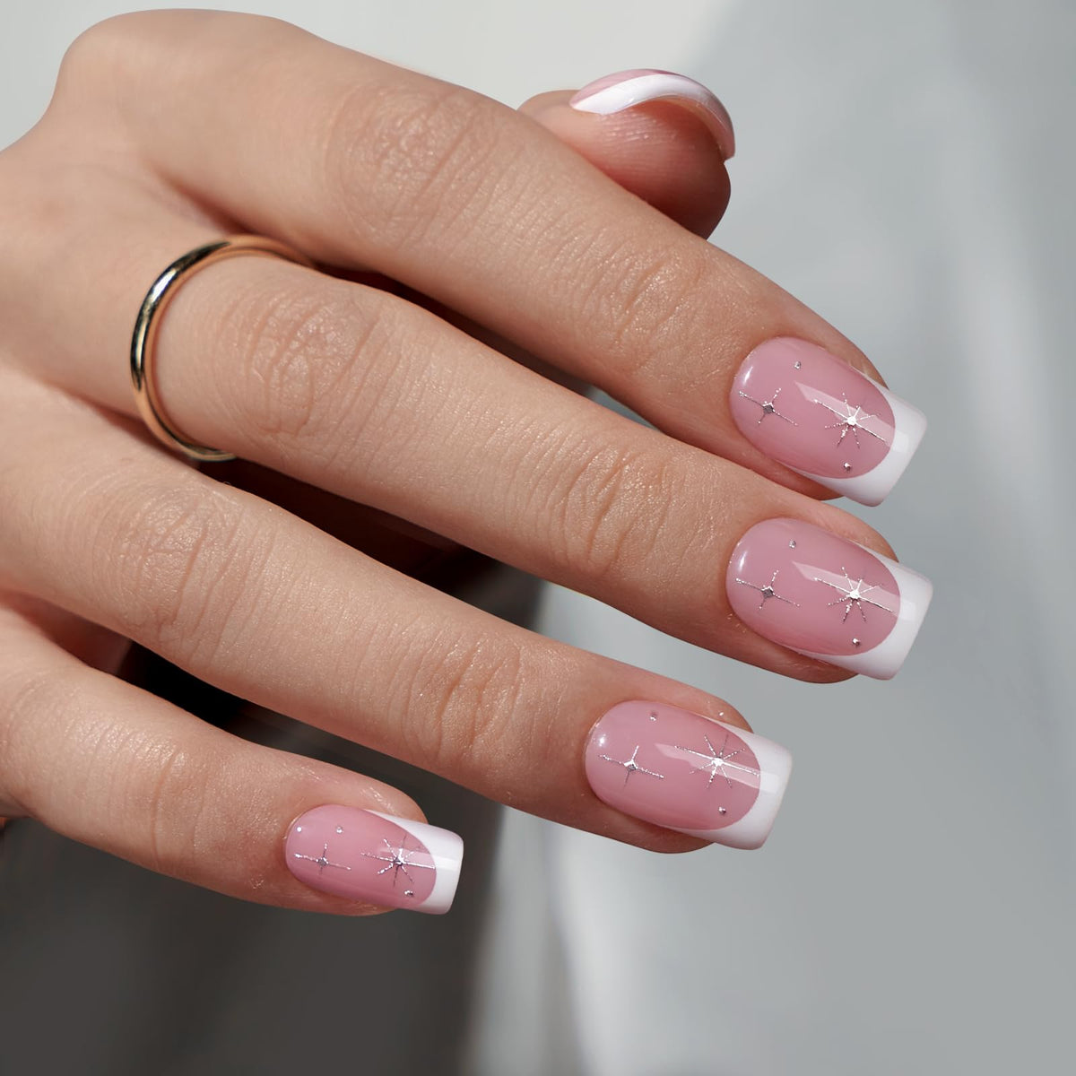 BTArtbox close-up of French tip and star detail, visible quality and shine