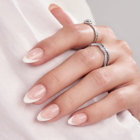 BTArtbox close-up of gel finish showing handcrafted depth and glossy salon-like shine