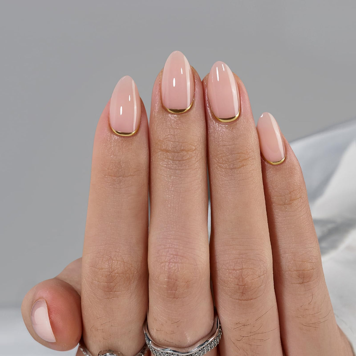 BTArtbox close-up of gold foil detail highlighting elegant shimmer