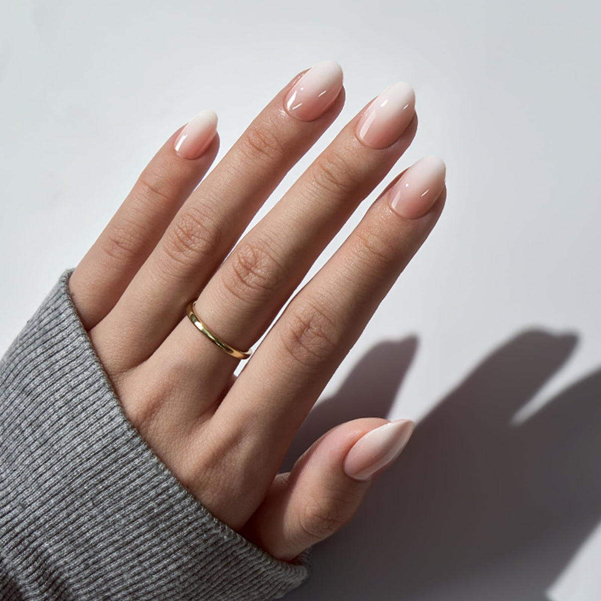 BTArtbox close-up of nude white ombré gradient highlighting salon-like gel finish benefit
