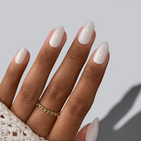 BTArtbox close-up of almond-shaped nail edge highlighting natural fit benefit