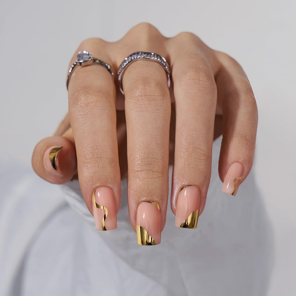 BTArtbox front packaging showing gold short square nails and kit benefits