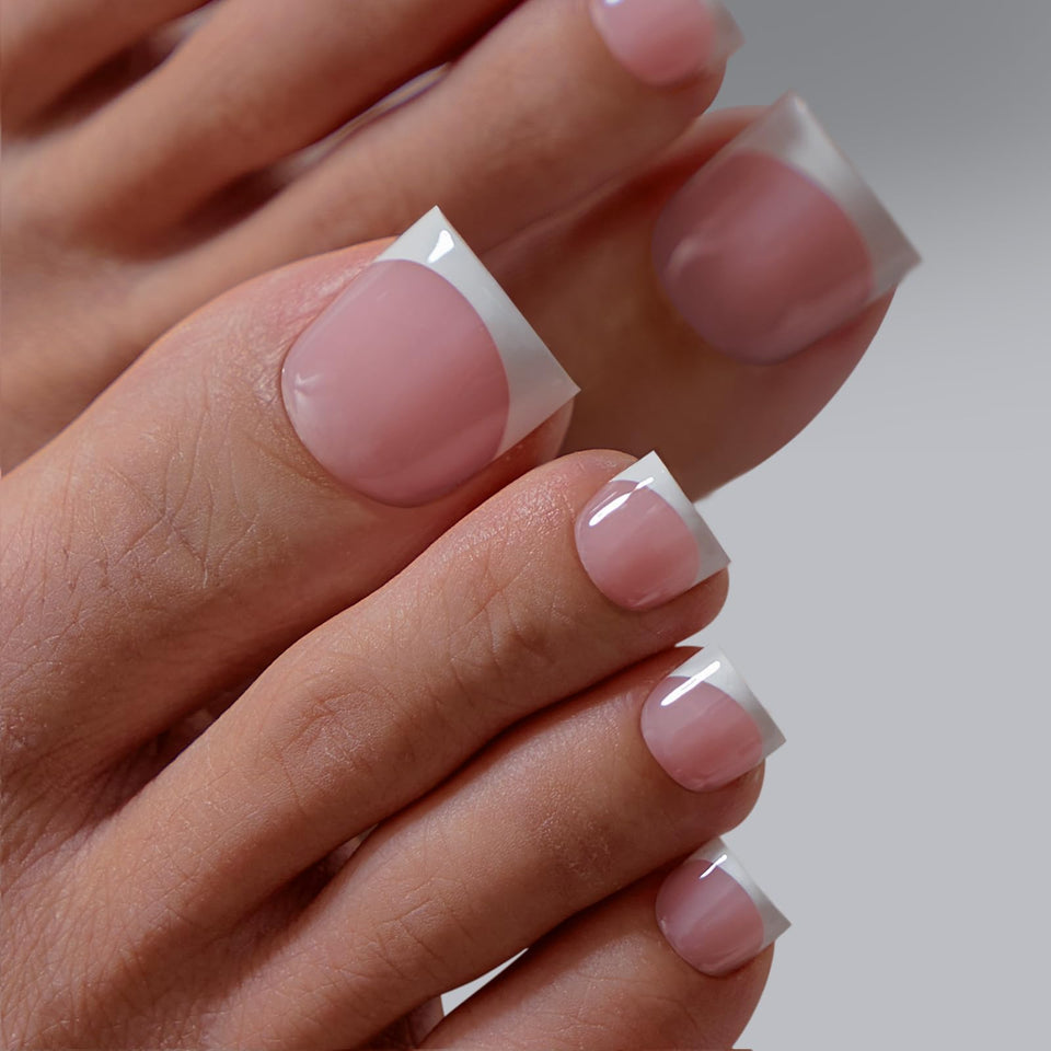 BTArtbox front packaging showing full 30-piece toenail kit and quick benefits