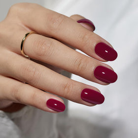 BTArtbox front packaging showing red short oval nails and kit contents benefits quick application