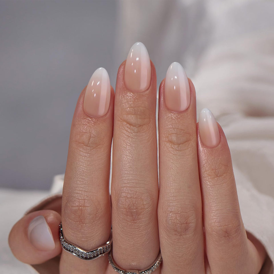 BTArtbox front packaging showing vanilla cream nails and kit benefits
