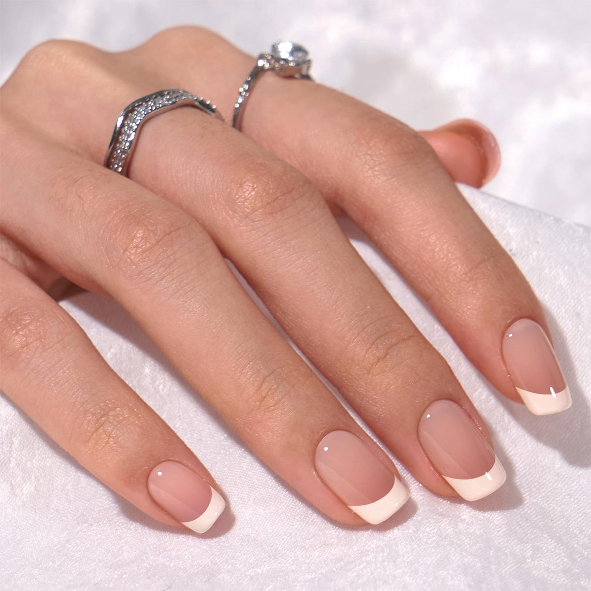 BTArtbox close-up of short square nail texture and glossy gel finish