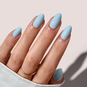 BTArtbox front packaging showing pastel light blue nails and kit benefits