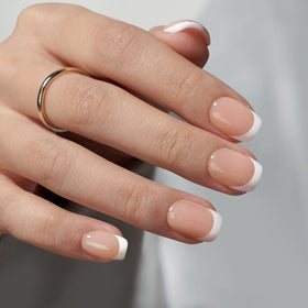 BTARTBOXNAILS close-up of extra-short squoval tip shape for precise fit