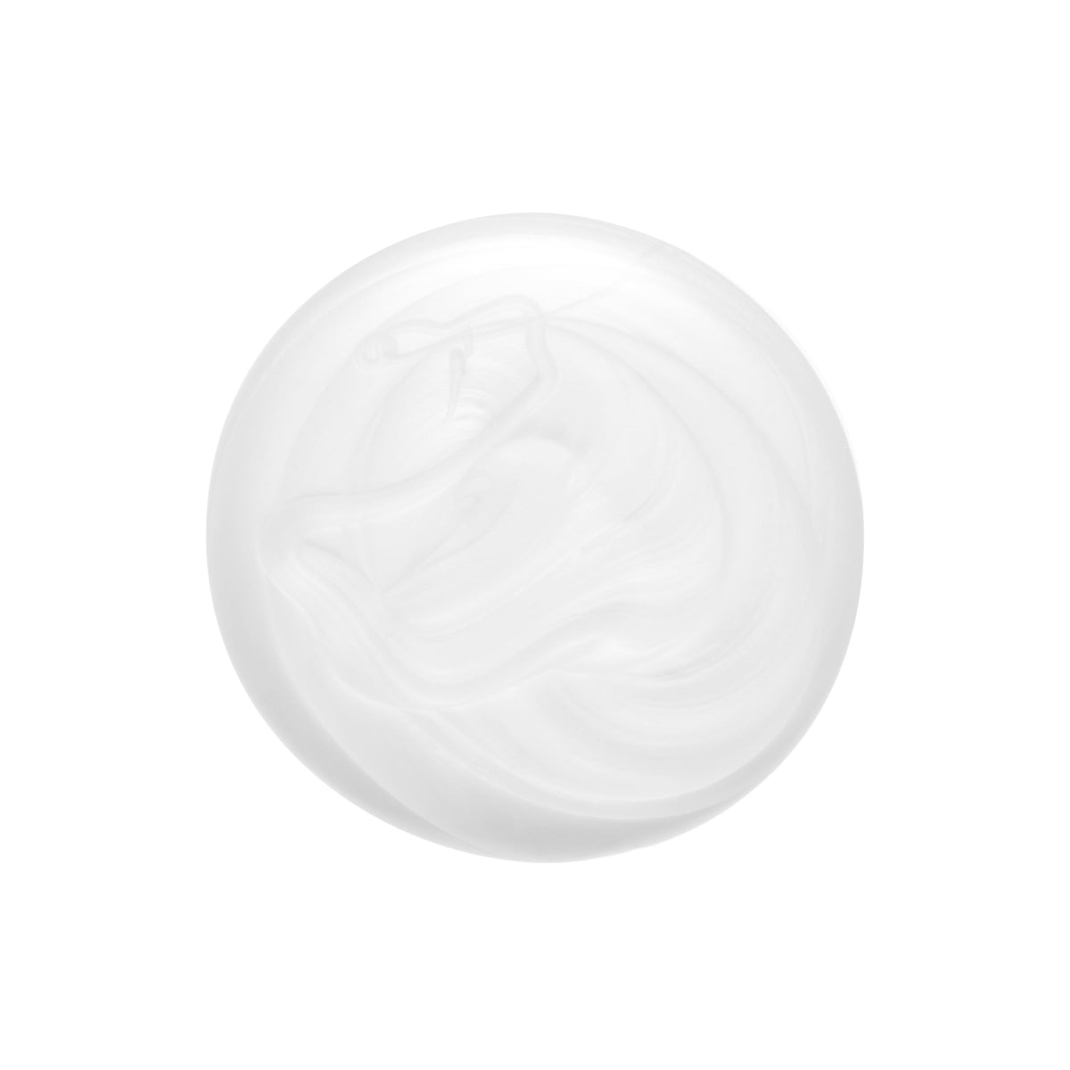Bumble and bumble creamy shampoo texture close-up demonstrating moisturizing slip