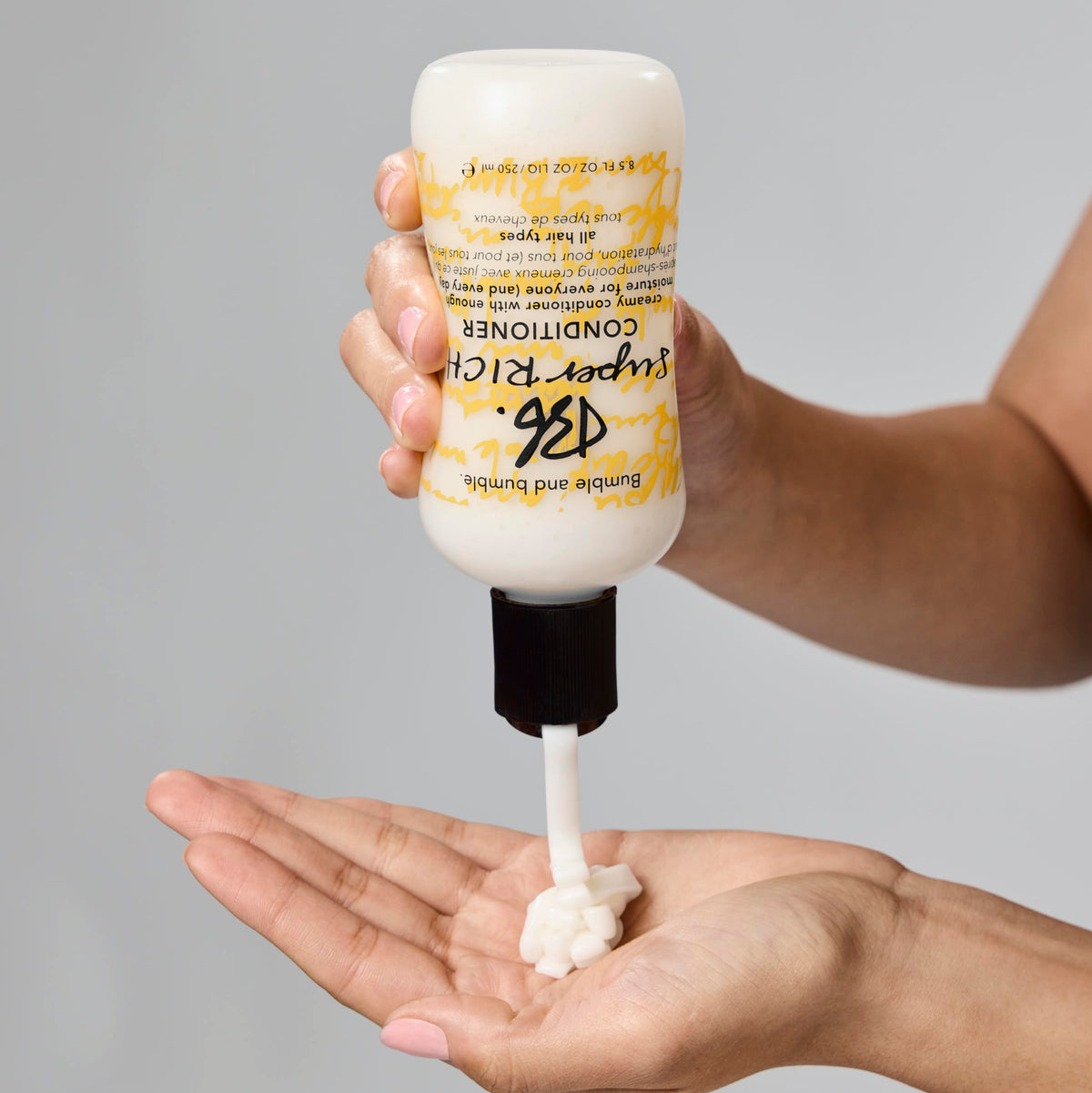 Bumble and bumble creamy texture swatch showing rich consistency and smooth spreadability