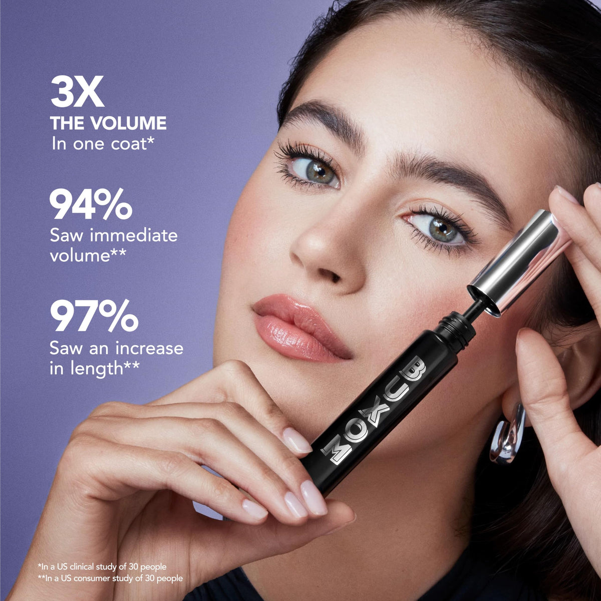 Buxom bristles detail gripping lashes for precise definition