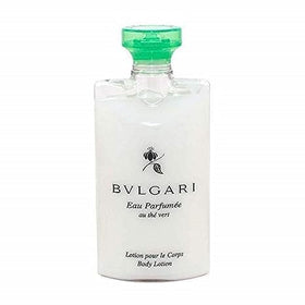 BVLGARI Au Thé Vert lotion texture close-up illustrating lightweight moisturizing finish