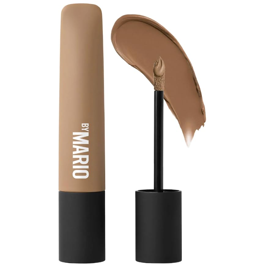 BY MARIO front view of taupe cream eyeshadow pan showing matte finish for easy application
