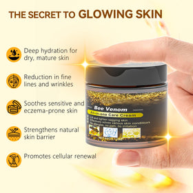 Caderno Inteligente open jar showing gel-cream texture for fast absorption