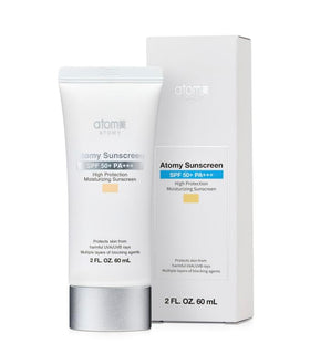 caincosmetic creamy-beige texture close-up showing smooth spreadability and lightweight finish