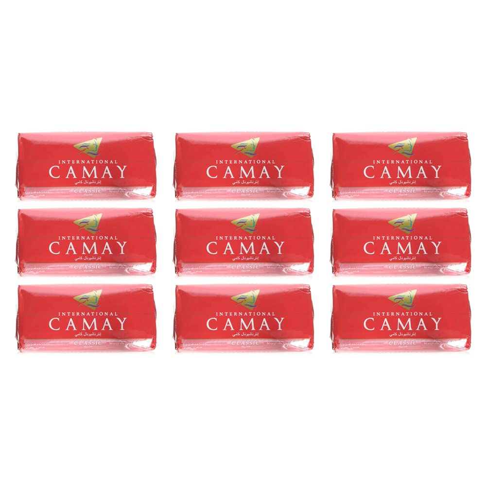 Camay classic front packaging showing three-pack bundle and moisturizing benefits