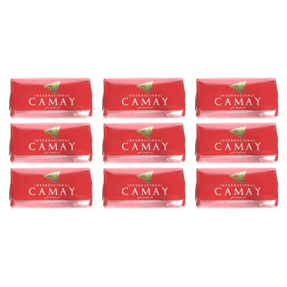 Camay classic front packaging showing three-pack bundle and moisturizing benefits