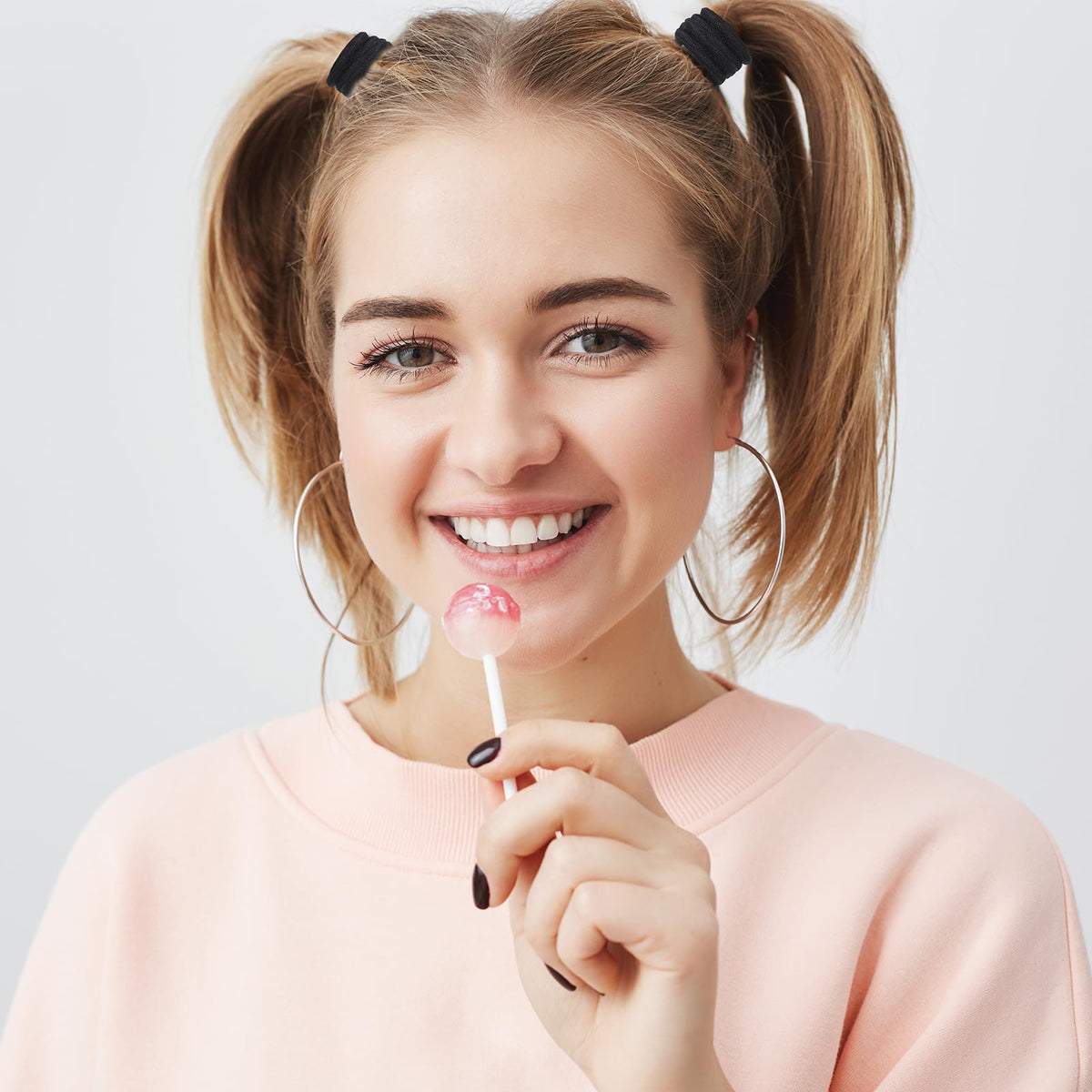Canlierr runner with high ponytail using tie for stable, comfortable fit