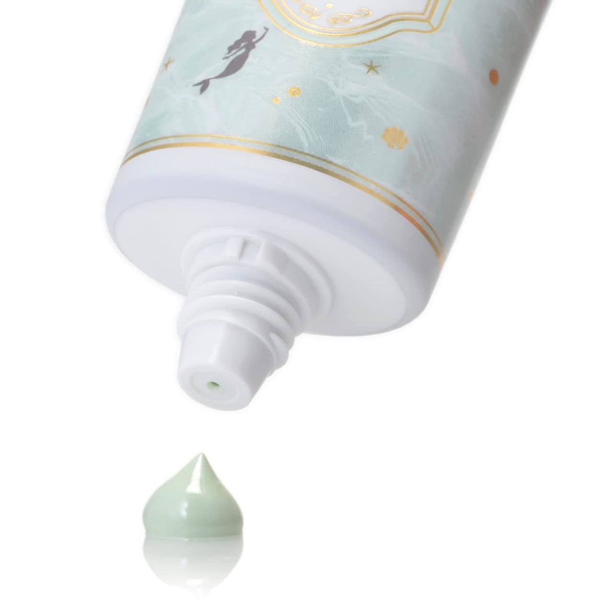 CANMAKE close-up gel texture showing lightweight, non-greasy finish