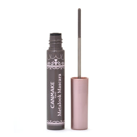CANMAKE ultra-fine metal comb close-up demonstrating precise lash control