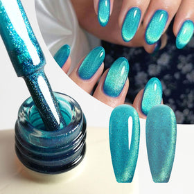 CANNI finished manicure on nails in lifestyle scene showcasing bold magnetic look benefit