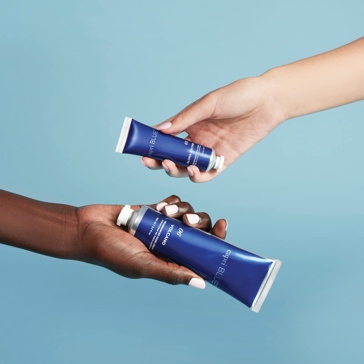 Capri Blue close-up of shea butter and jojoba oil highlighting nourishing ingredients