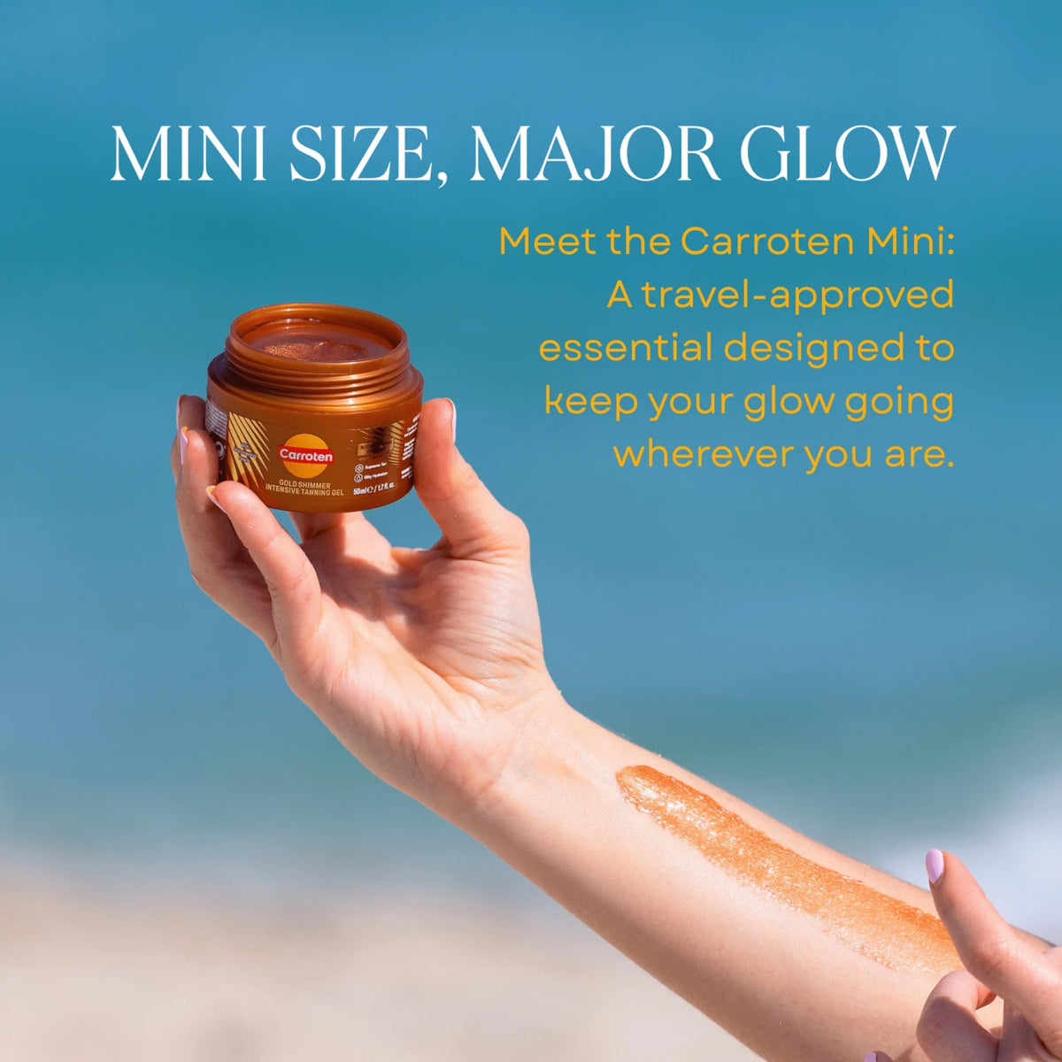 Carroten gel texture close-up revealing shimmering pearls for instant bronzing