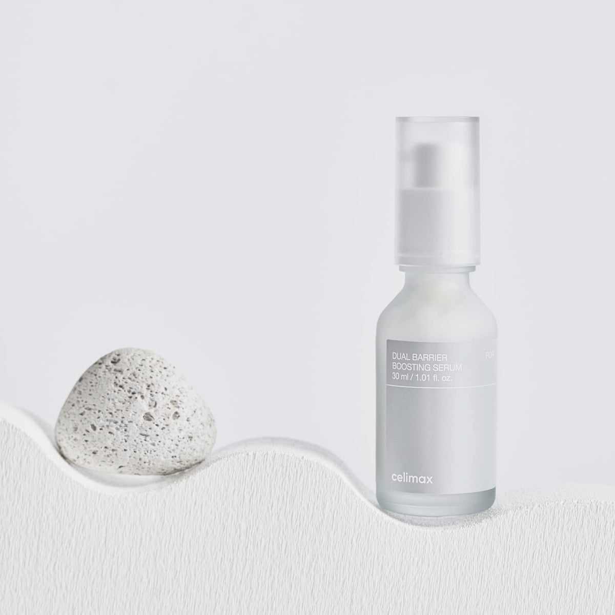 celimax ampoule in hand demonstrating size and easy application for daily use