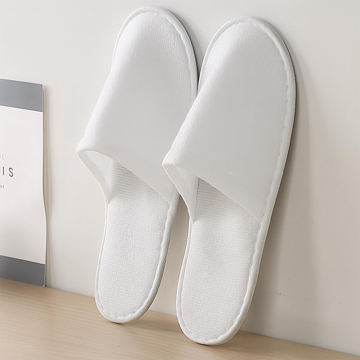 Celmuron close fleece texture of slipper top delivering soft comfortable touch