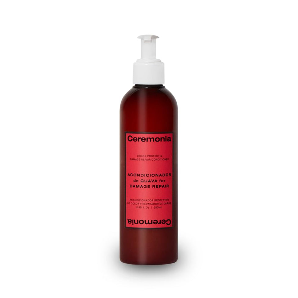 Ceremonia front packaging showing bottle and guava for immediate recognition and appeal