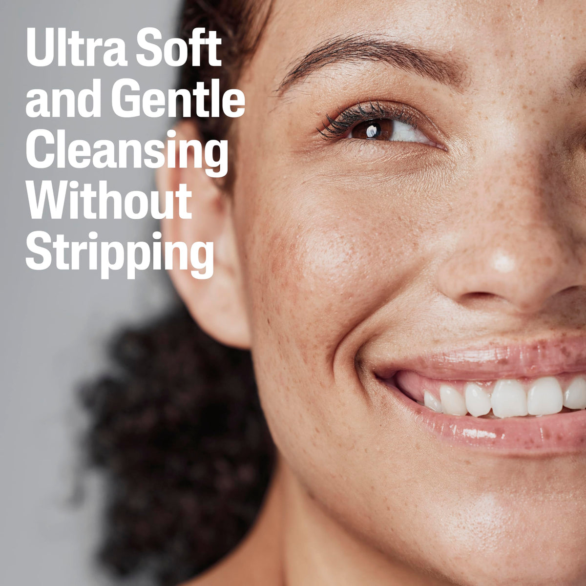 Cetaphil label close-up noting non-comedogenic and fragrance-free benefit