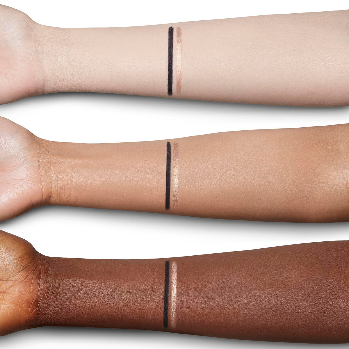 Swatch of champagne metallic tip by Charlotte Tilbury highlighting reflective brightness