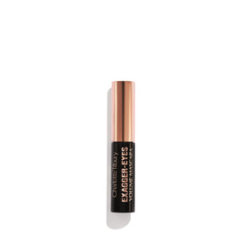 Charlotte Tilbury curved wand close-up demonstrating fiber brush that lifts and separates lashes