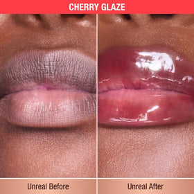 Charlotte Tilbury close-up of gel applicator, highlights precise one-swipe coverage