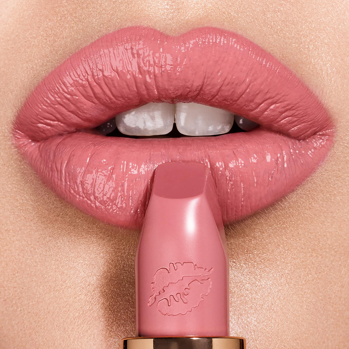 Charlotte Tilbury Liv It Up bullet close-up highlighting precise angled tip