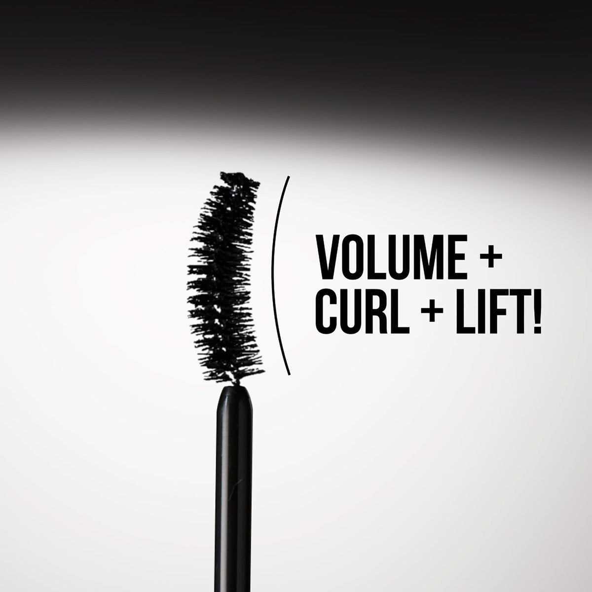 Charlotte Tilbury mascara held in hand showing true scale and easy handling