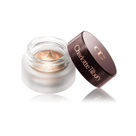 Charlotte Tilbury jar label detail highlighting product name and long-wear, hydrating formula benefits