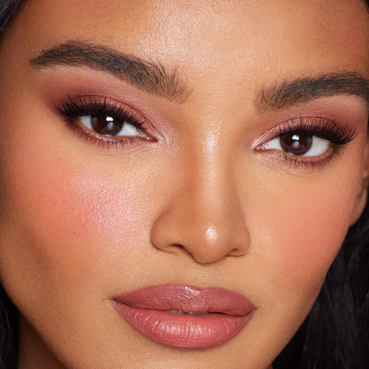 Charlotte Tilbury lid and label detail emphasizing brand finish and ingredient clarity