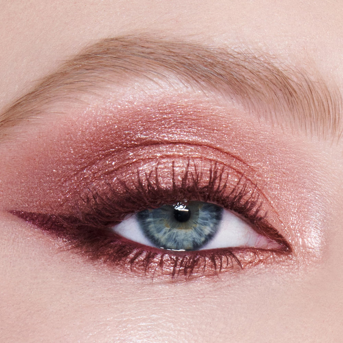 Charlotte Tilbury swatches on skin demonstrating blendable payoff and buildable color