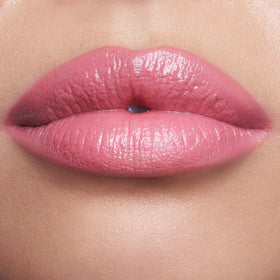 Charlotte Tilbury close-up of creamy texture and satin sheen to show moisturizing finish and light-diffusing pigments