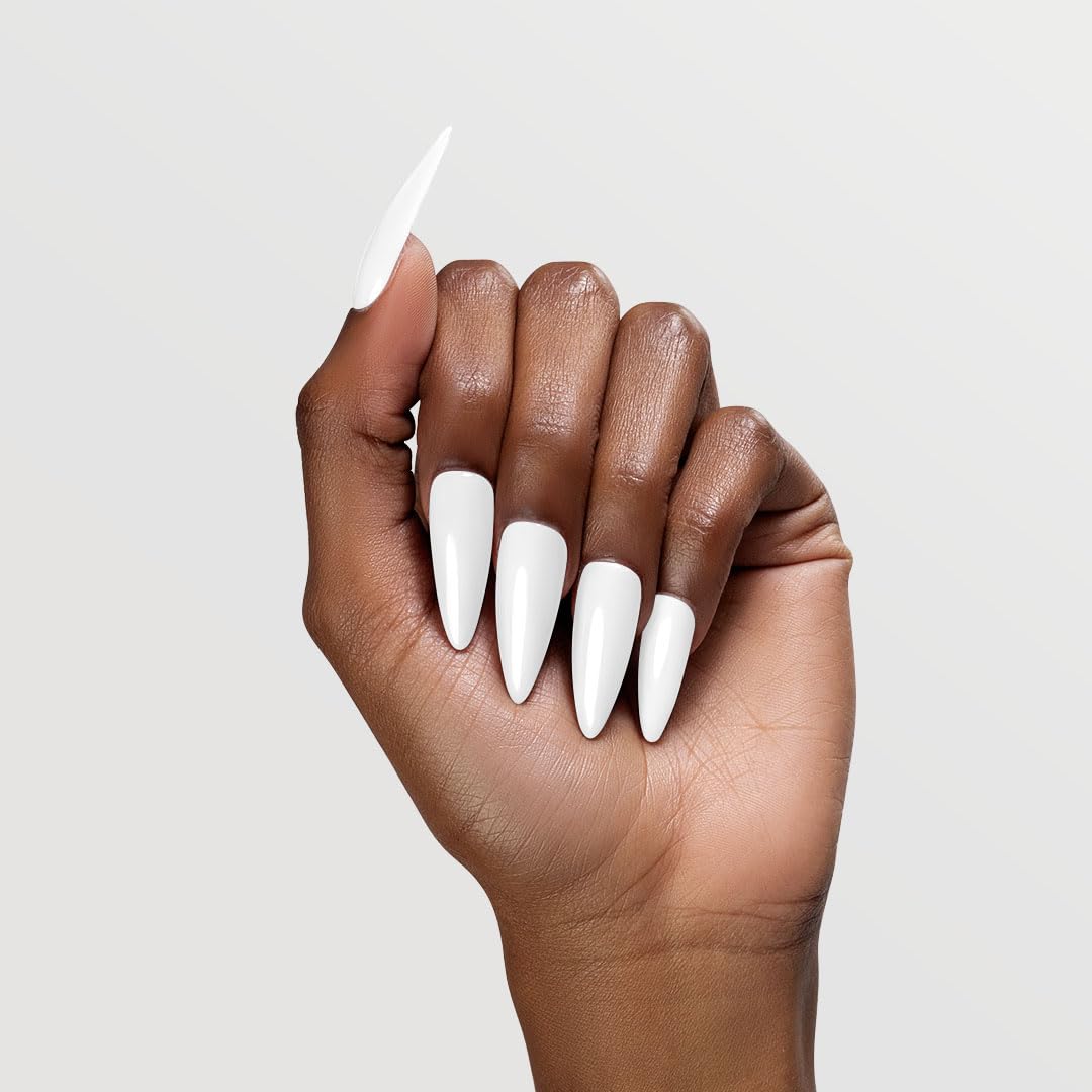 Chaun Legend gel texture close-up showing smooth consistency benefit