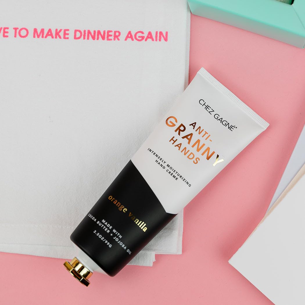 Jojoba and cocoa butter visuals with Chez Gagné indicating nourishing ingredients