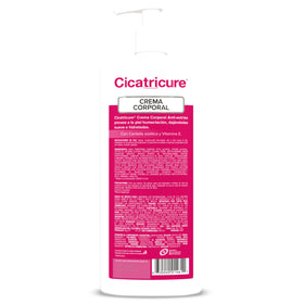 Cicatricure cream texture closeup illustrating rich hydrating consistency