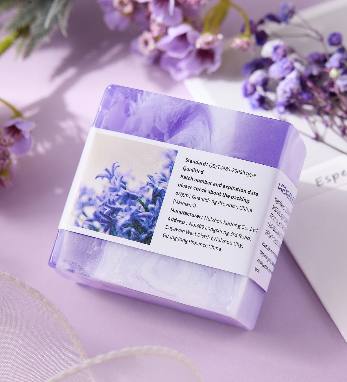 Città Design bath salts with spoon showing easy home spa benefit