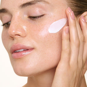 Clarins ingredient display with avocado and peptides illustrating active formulation benefit