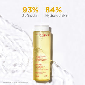 CLARINS close-up of lotion texture highlighting quick absorption benefit