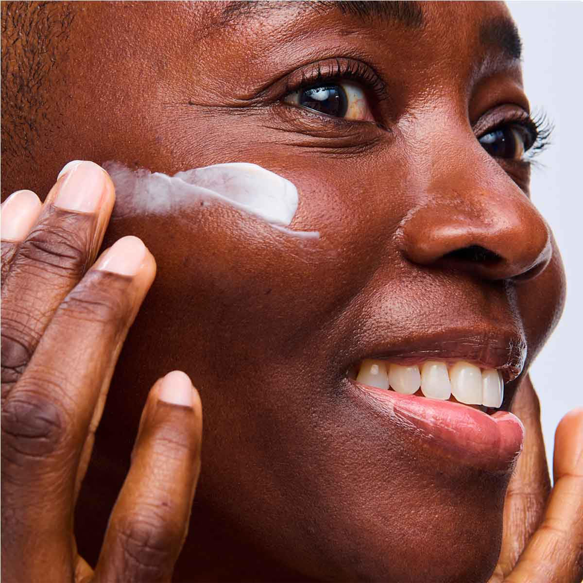 Clarins ingredient panel close-up showing Harungana extract benefit: targeted anti-aging actives