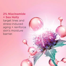 Clarins cream close-up swatch on skin, highlights smoothing and pore-refining benefit