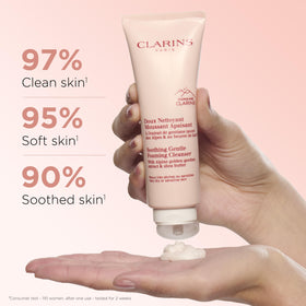 Clarins shea butter close-up illustrating nourishing ingredient for hydration